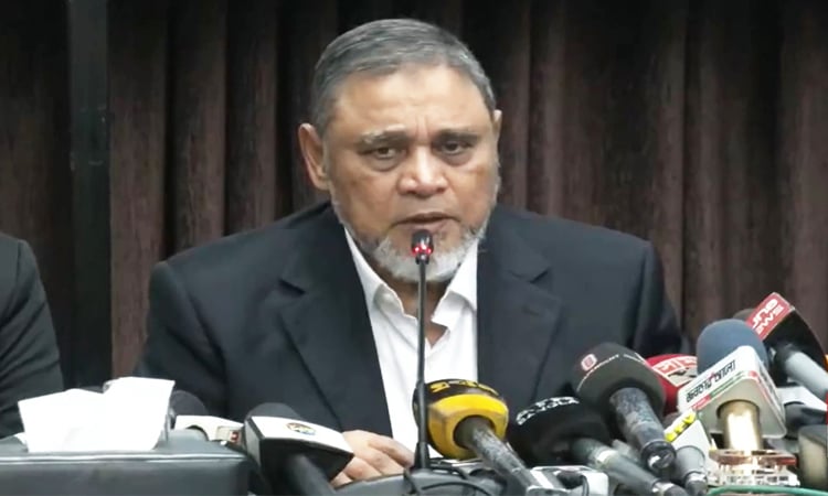 বিগত তিনটি নির্বাচনে পক্ষপাতদুষ্ট বিদেশি পর্যবেক্ষকদের অনুমতি দেয়া হবে না: সিইসি